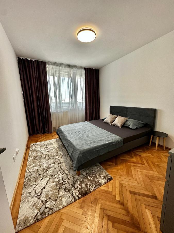 Apartament Dorobanti Lägenhet Bukarest Exteriör bild